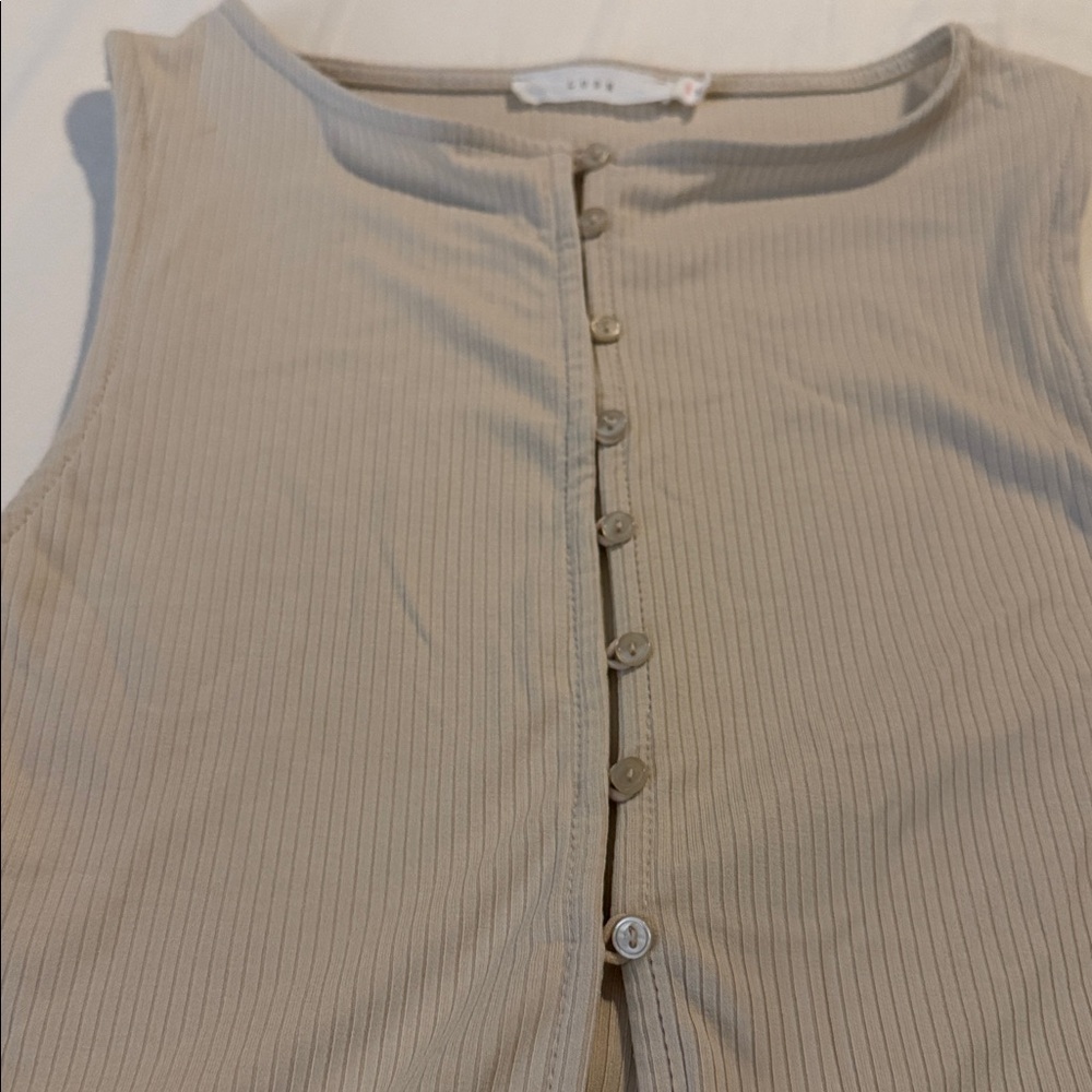 Lush Ribbed Button-Front Tank Top in Beige - Picture 3 of 3
